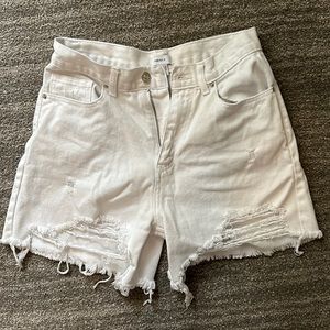 White high waisted shorts